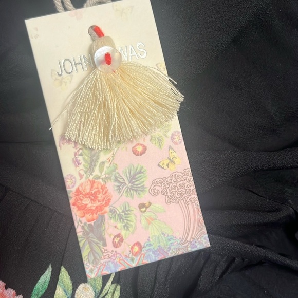 Johnny Was Byrdie Blouse Top Black Floral Boho size small NWT - Picture 7 of 8